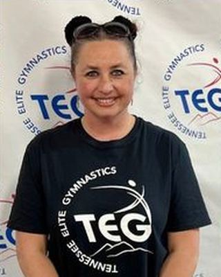 Georgianna, front desk manager